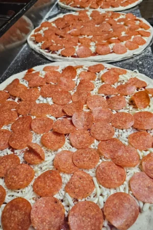 Pizza De Leon Springs New York style pizza in DeLand