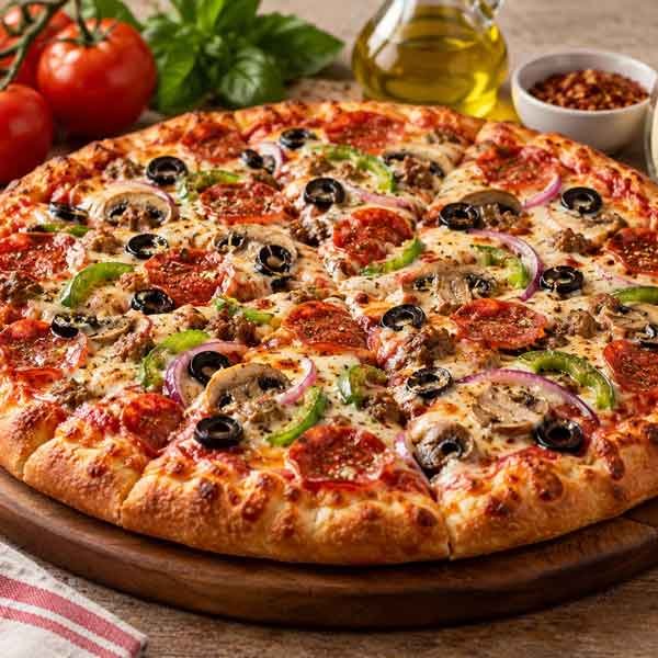 Specialty pizza at Pizza De Leon in De Leon Springs